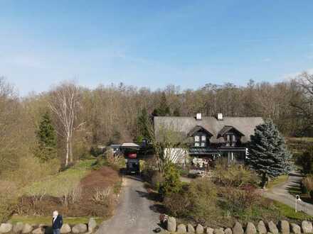 HUF HAUS für Großstädter als Ferienrefugium , Doppelhaushälfte im Naturidyll !