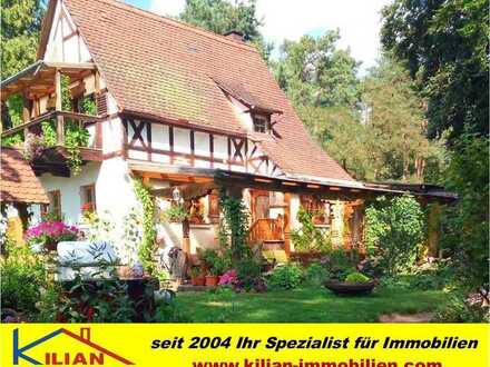 KILIAN IMMOBILIEN! EFH MIT CA. 122 M² WFL + NEBENGEBÄUDEN MIT 7.556 M² GRUND IN HARRLACH - ROTH!