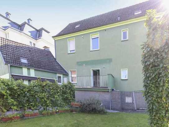 Reduziert: Entkerntes 2-Familienhaus mit gepflegtem Garten in Beckum inklusive Bauantrag