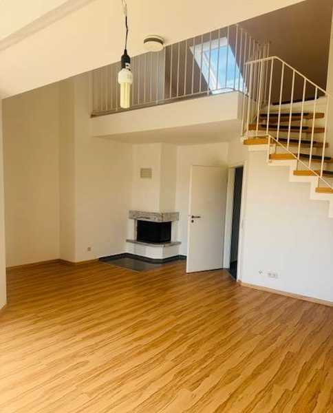 Kapitalanlage oder Selbstnutzung, 4 Zimmer mit Kamin und Terrasse über den Dächern von Frankfurt