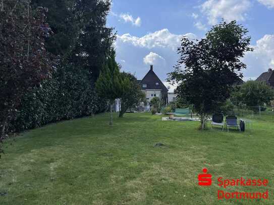 Leben im Grünen - Freistehendes Haus mit weitläufigem Garten