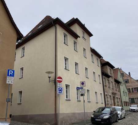 Sanierte 2,5-Raum-Wohnung mit Balkon in Schwabach