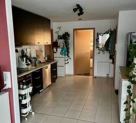 2-Zimmer-DG-Wohnung mit Dachterrasse in Troisdorf-Bergheim