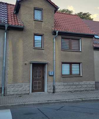 bezugsfertiges Einfamilienhaus / Reihenhaus in Kölleda