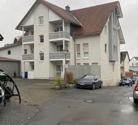 Modernisierte 2-Zimmer-Wohnung mit Einbauküche in Idstein