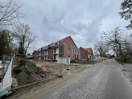 Stilvolle neue 2-Zimmer-Wohnung im EG mit Terrasse und kleinem Garten in Bothfeld