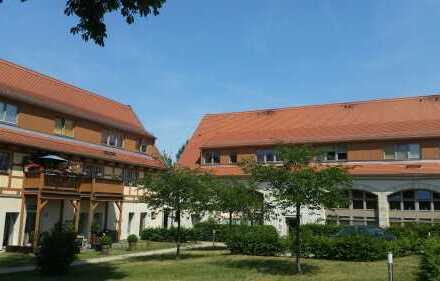 *großzügige 2,5 Zimmer Wohnung mit Terrasse *