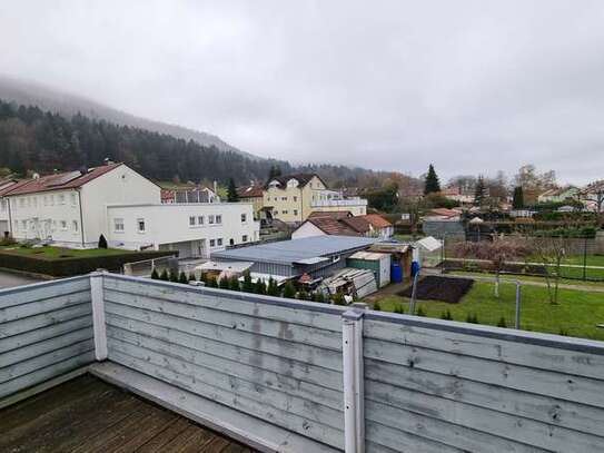 4-Zimmer-Wohnung mit toller großer Dachterrasse