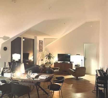 MODERNE 2,5-ZI. DG WHG * KERNSTADT * inkl. EBK, BALKON, TIEFGARAGE, AUFZUG uvm.