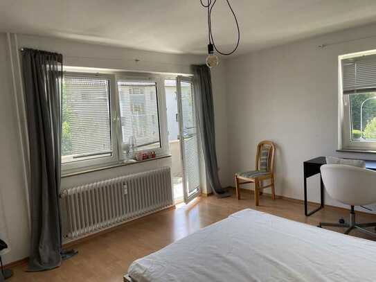Freundliche 2-Raum-Wohnung mit EBK und Balkon in Konstanz