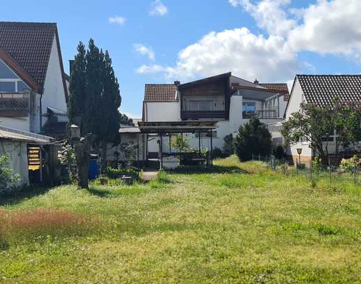 Potenzieller Bauplatz + Doppelhaushälfte