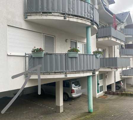 Attraktive und modernisierte 3-Zimmer-Wohnung mit Balkon und EBK