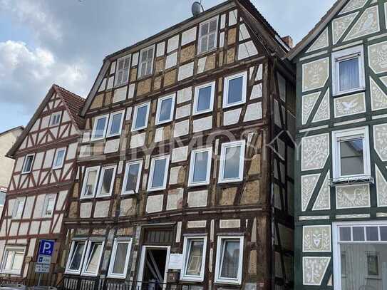 Zeitlose Pracht: Ein historisches Herrenhaus unter Denkmalschutz