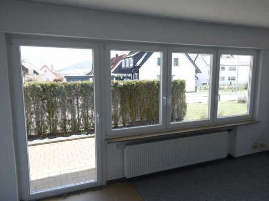 Sonnige 2-Zimmer-Wohnung mit Terrasse und Einbauküche