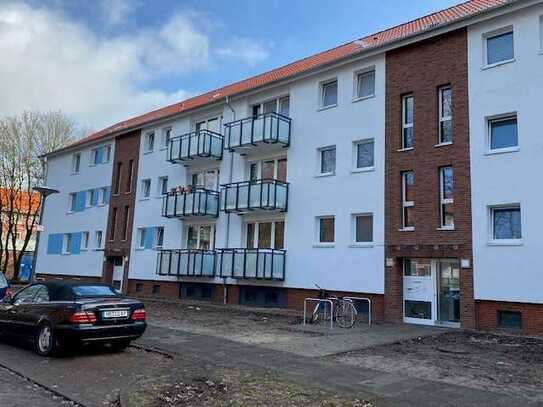 Helle 2-Zimmer-Wohnung mit Balkon