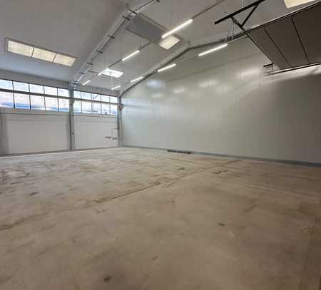 Gewerbehalle 500m² (teilbar ab 150m²) inkl. Bürofläche zu vermieten