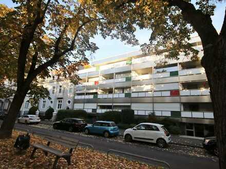 DREI-ZIMMER-WOHNUNG INKL. TIEFGARAGENPLATZ IN TOP-LAGE MG-RHEYDT!