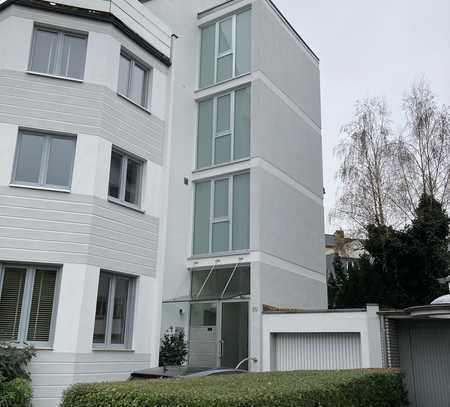 Moderne 2-Zimmerwohnung in Düsseldorf - Grafenberg , nahe Staufenplatz ab 1.12.24 zu vermieten