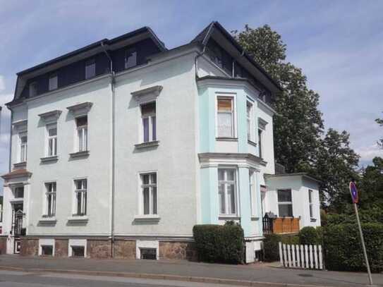 Schöne und gut gelegene Wohnung in Crimmitschau mit Einbauküche