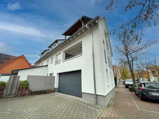 Lichtdurchflutete 4,5-Zimmer-Wohnung mit Loggia, Einbauküche und Garage in Rheinstetten