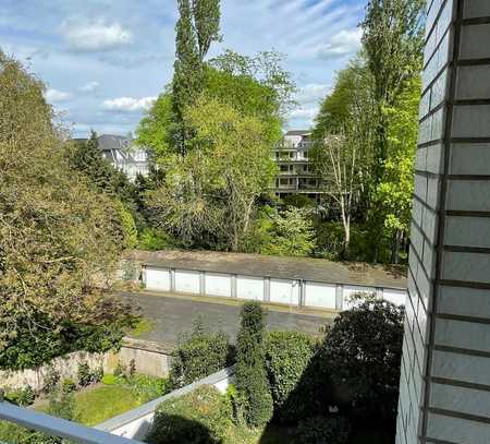 Bismarckviertel Attraktive 2-Zimmer-Wohnung mit Balkon in Krefeld