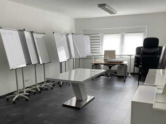 Ihr Großraumbüro in Leverkusen (Bürofläche bis zu vier Mitarbeiter)
