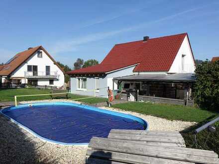 Gemütliches Haus mit großem Garten und Pool