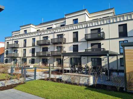 ERSTBEZUG! - Komfortable 3-Zimmerwohnung mit sonniger Dachterrasse und Blick auf den Hohentwiel