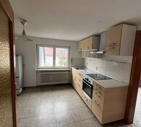 Helle Dachgeschosswohnung in Lich