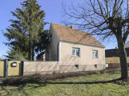 Gestaltbares Einfamilienhaus auf weitläufigem Grundstück sucht Handwerker