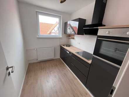 Erstbezug nach Sanierung: Helle 1,5 Zimmer Wohnung mit Einbauküche