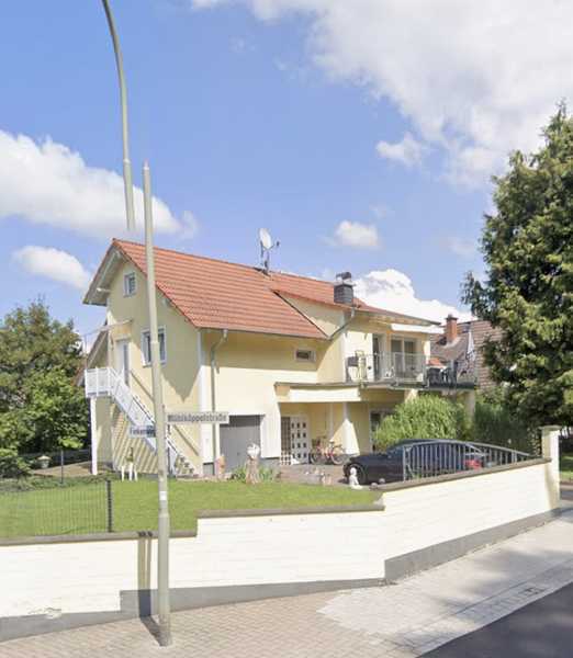                                                               Gro&szlig;e 5-Zimmer Dachgeschosswohnung mit Balkon, Terrasse &amp; Garten in Altenstadt                                                       in Altenstadt (Weilheim-Schongau)