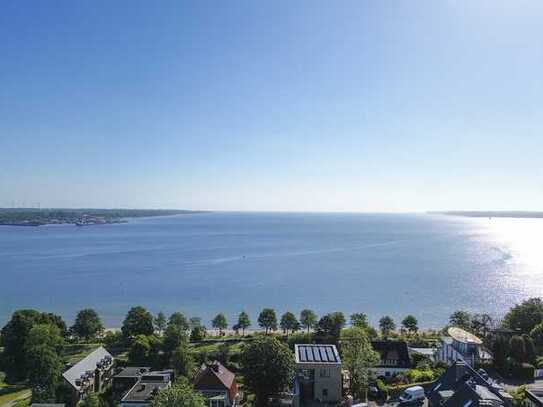 Das Wasser zum Greifen nah! Ihre Panoramablick-Wohnung steht zum Einzug bereit!