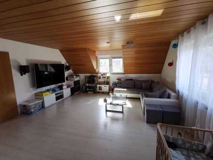 Schöne 5-Zimmer-Wohnung mit Balkon in Essingen