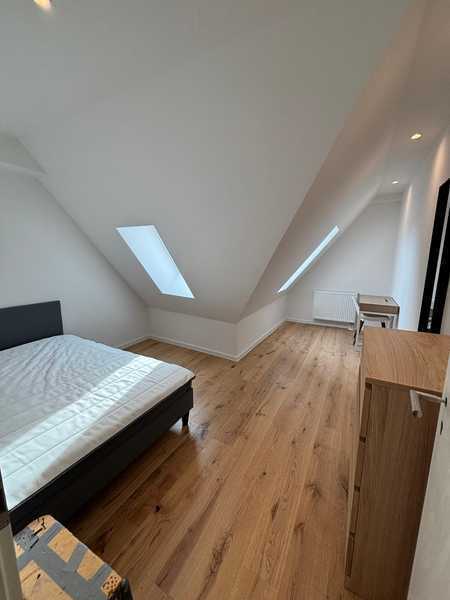                                                               PRIVATE ROOM IN 5-SHARED FLAT                                                       in Gibitzenhof (Nürnberg)