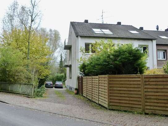 Lichtdurchflutete 2-Zimmer-Wohnung in 4-Familienhaus