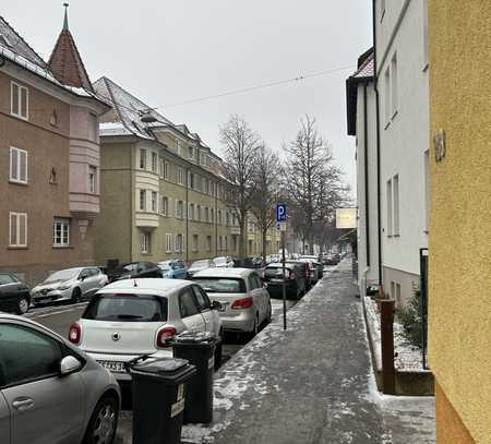 Hindenburgstraße , 73728 Esslingen