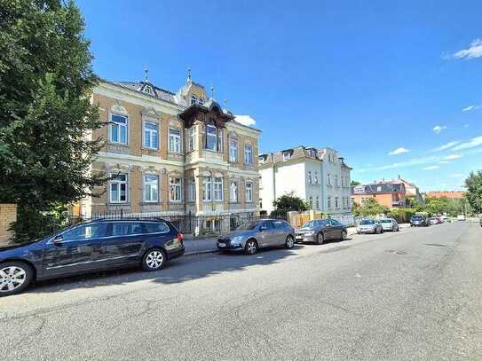 Bürofläche mit bis zu 113 m² - in Stadtvilla - in Dresden Plauen ab sofort zur Miete!