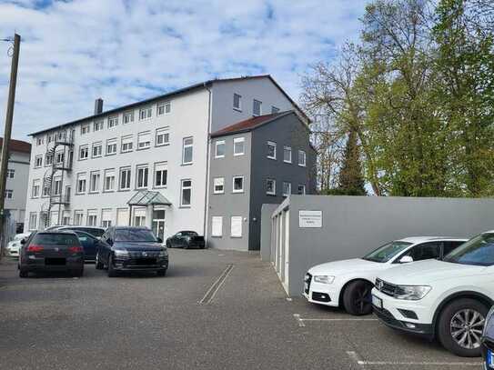 025/29 RENDITE ca. 6,2 % Vermietetes Büro-/Verwaltungsgebäude in 97980 Bad Mergentheim