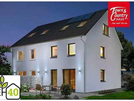 Nur 1.665 € mtl. Rate* - Kaufen billiger als Mieten! KFW 40 DHH mit ELW nahe MUC (Merching)