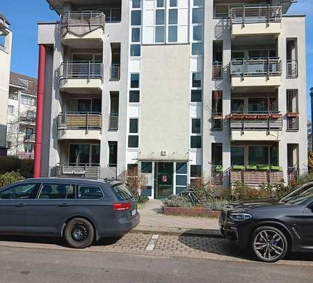 Ein IN-Stadtteil mit viel Potenzial / 71 m² im 2. OG mit Süd/Westbalkon