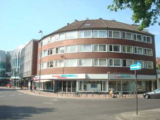 Drei-Zimmer-Wohnung mit Balkon am Kaiserplatz