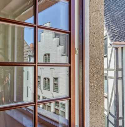 Erstbezug im KfW-Effizienzhaus Denkmal in der historischen Kölner Altstadt in Rheinnähe