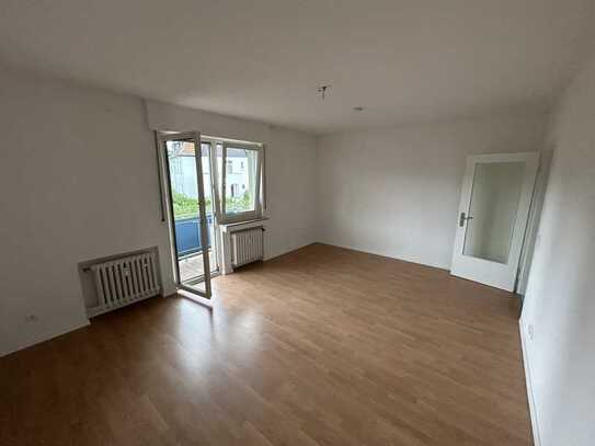 Geräumige 3,5-Raum-Wohnung mit Balkon in Rheinberg