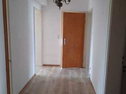 3-Raum-Wohnung mit EBK und Balkon in 76889 Steinfeld