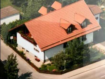 Freistehendes Einfamilienhaus in Buch am Erlbach