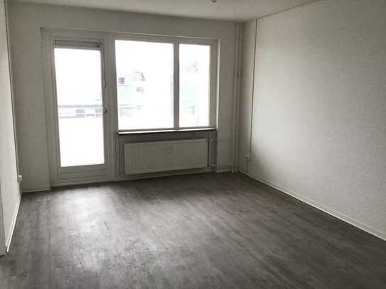 Frisch renovierte 2-Zimmer-Wohnung mit Balkon