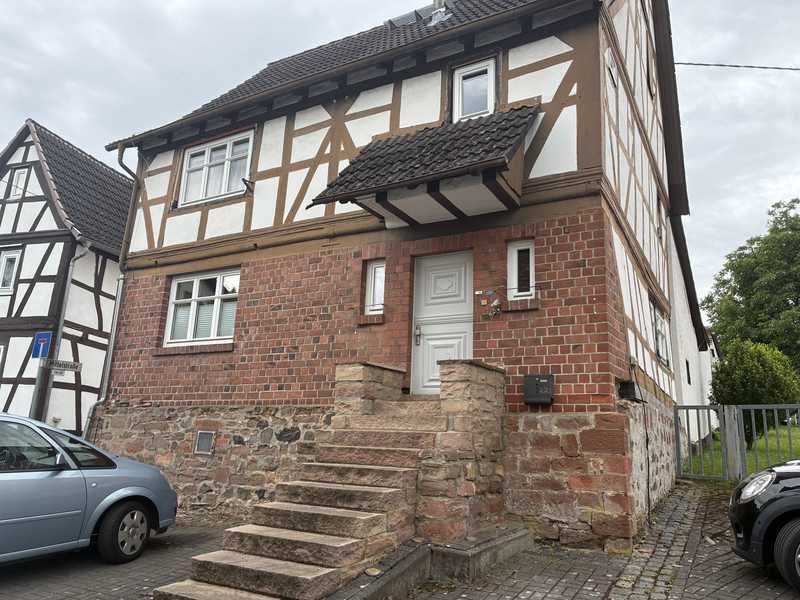                                                               Platz zum Entfalten: Charismatisches Fachwerkhaus mit 3,5 Zimmern in Altenstadt                                                       in Altenstadt (Wetteraukreis)