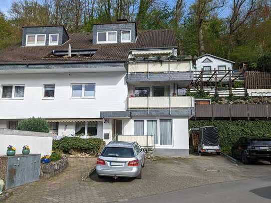 Freundliches Souterrain-Apartment mit Terrasse und Einbauküche in Hagen-Holthausen