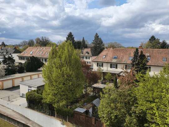 Gepflegte Wohnung in Top Lage - Lindenhof - Helle Wohnung